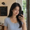 Jia Y.